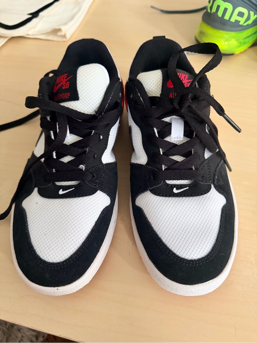 Nike Kids Black and White Sneakers with Red Accents
